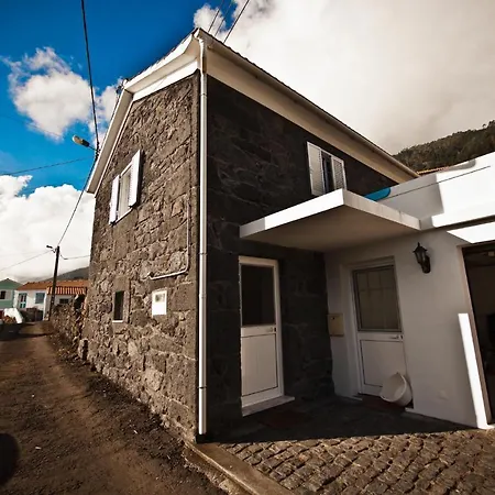 Holiday home Alojamentos Pontas Negras