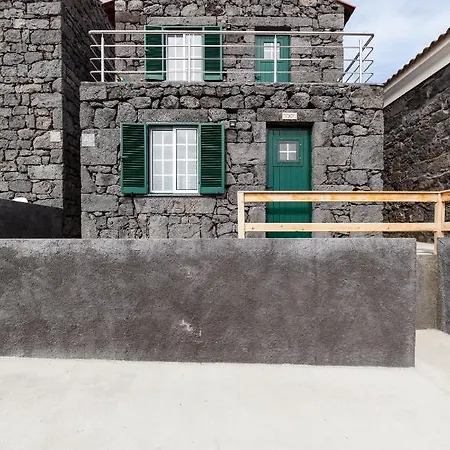 Prázdninový dům Alojamentos *